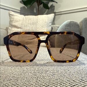 Quay Australia Soundcheck Tortoise Shell Sunglasses